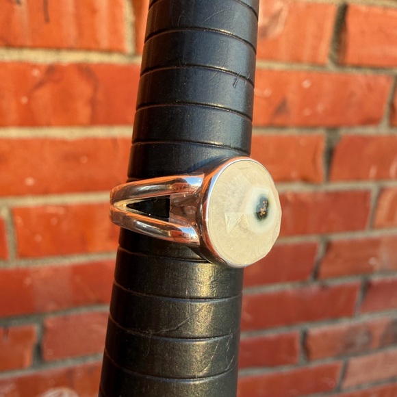 Solar Quartz Ring - Picture 2 of 6